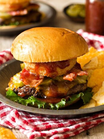 BBQ burgers in a plate with chips