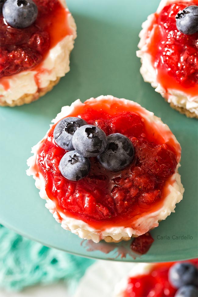 Overhead shot of mini no bake cheesecake