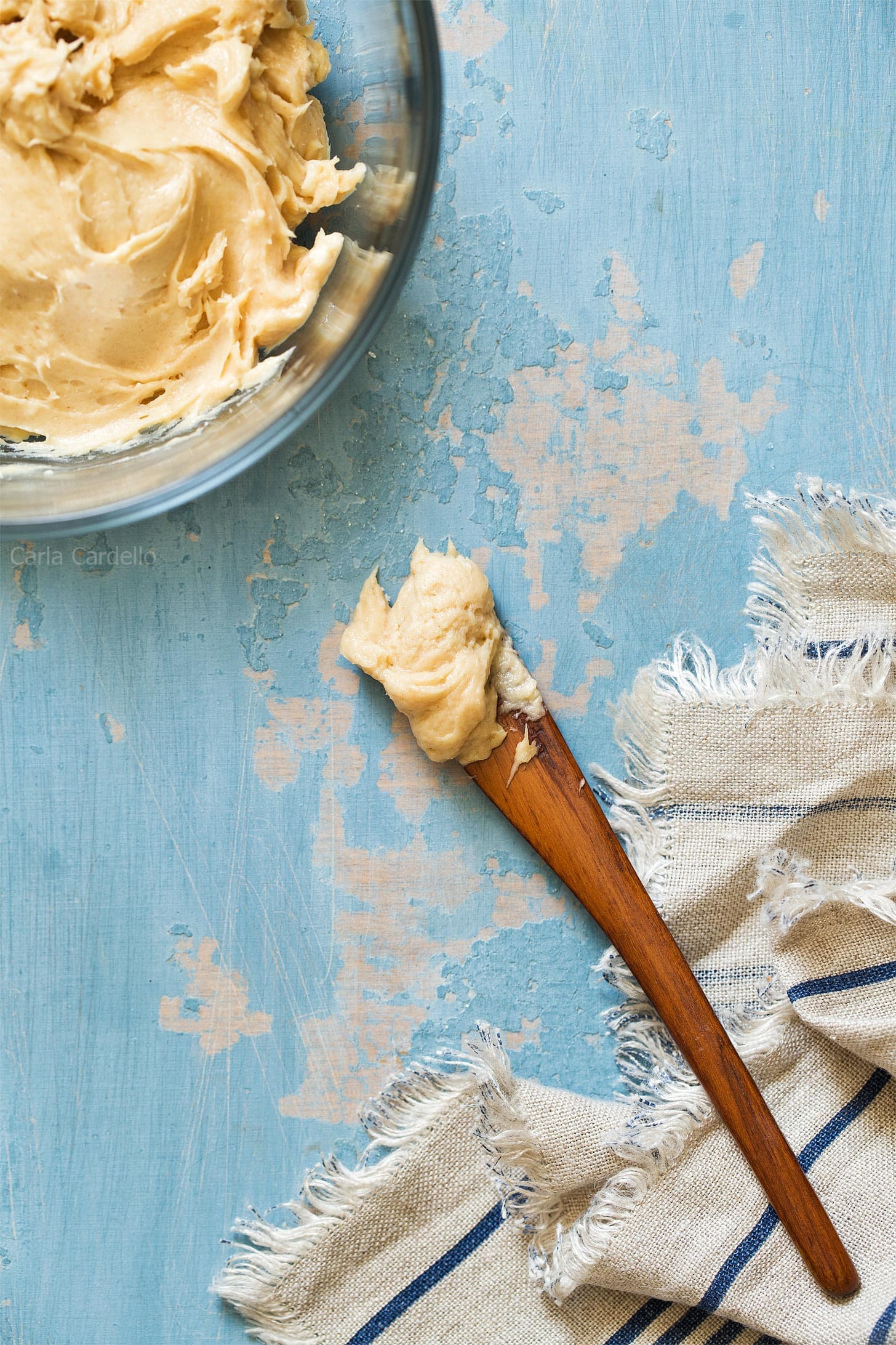 Knife with peanut butter cream cheese frosting