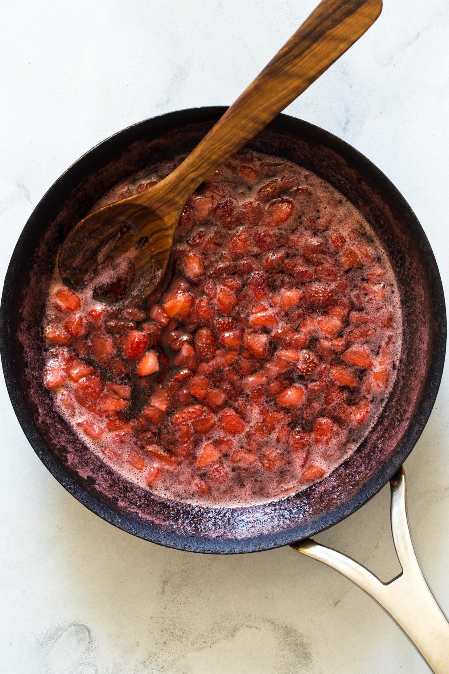 Making Strawberry Jam Without Pectin