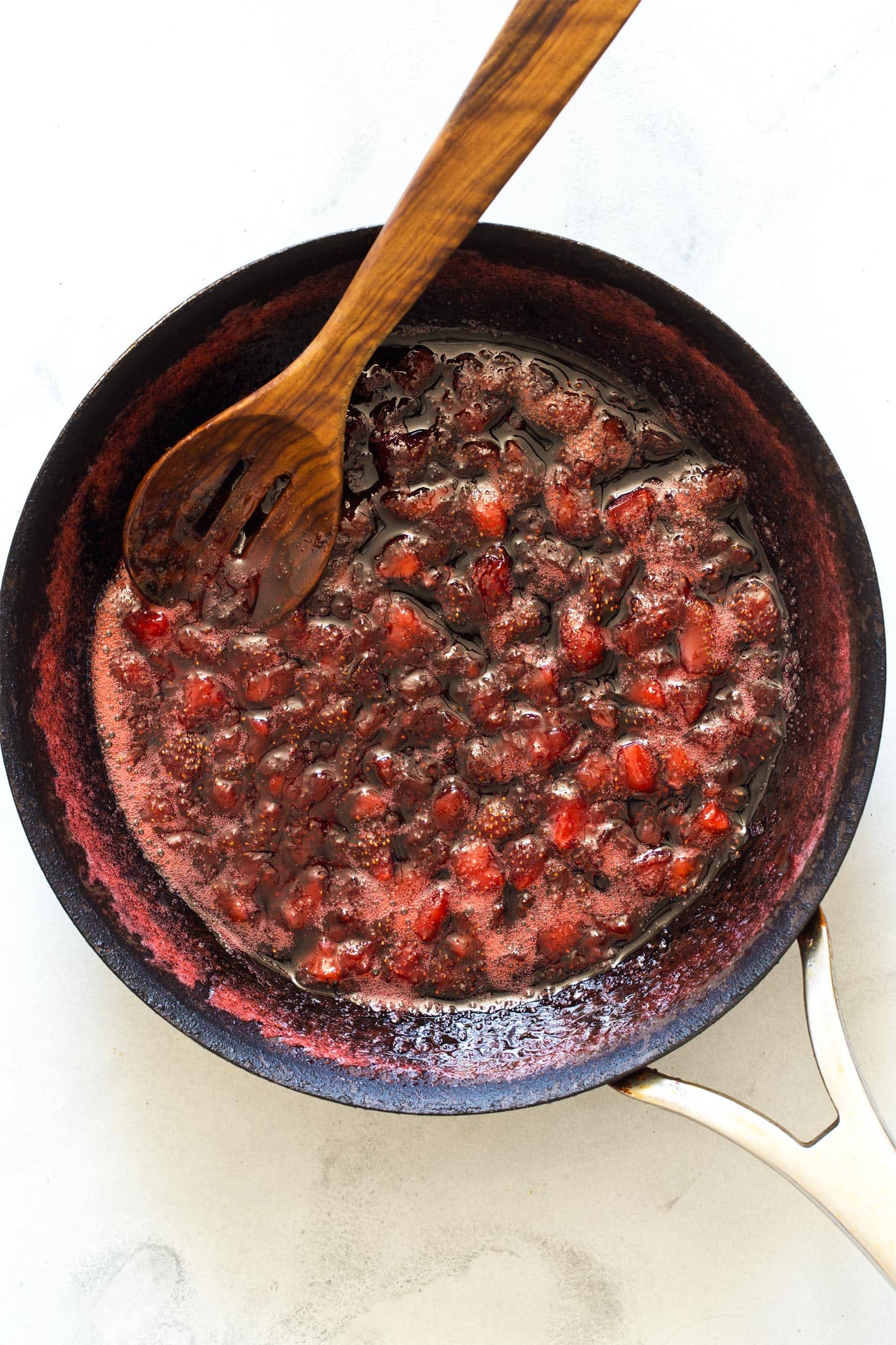 Making Strawberry Jam Without Pectin