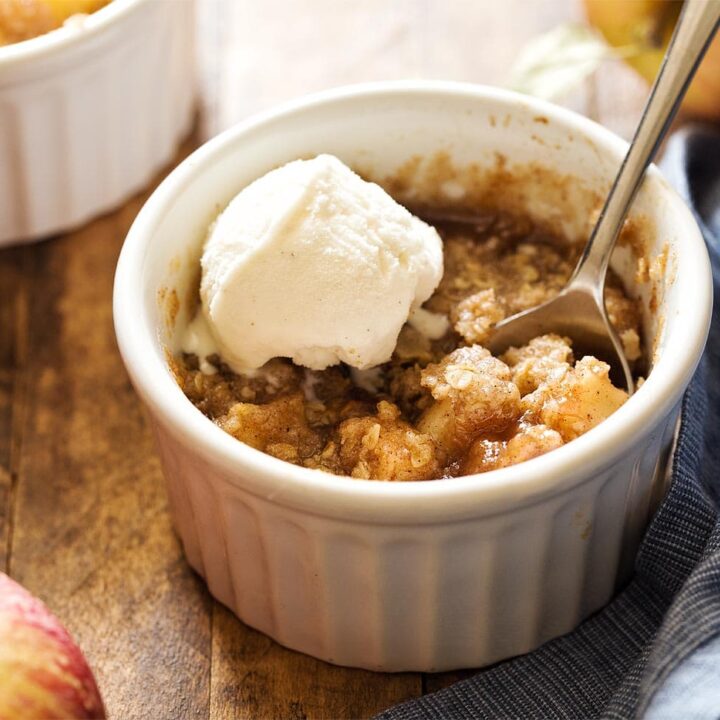 Mini apple crisp with scoop of ice cream