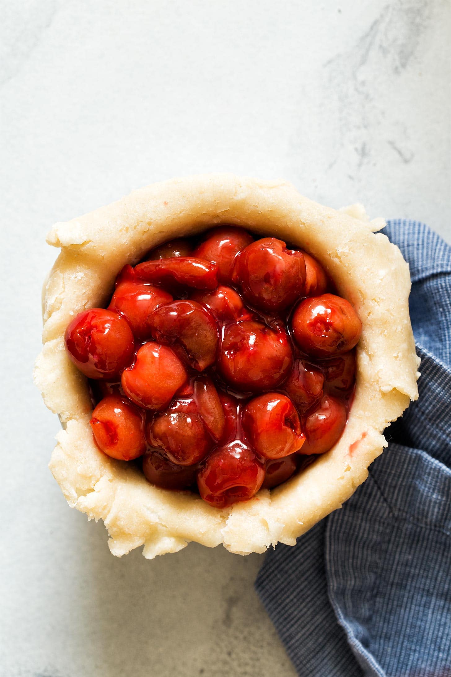 Cherry pie filling for cherry pie