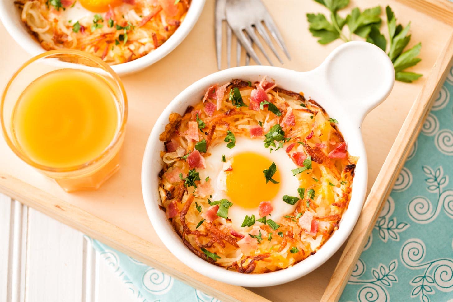 Baked eggs in hash browns